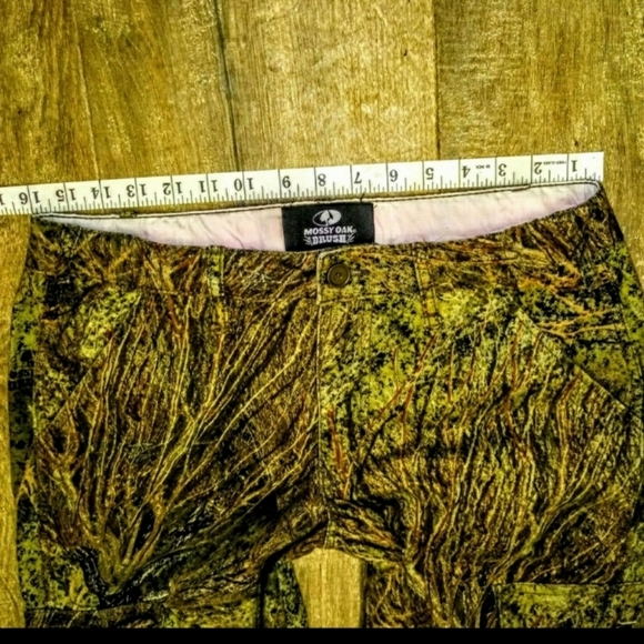 Mossy Oak Pants Camo Bootcut Size 10/12 EUC - Picture 9 of 11